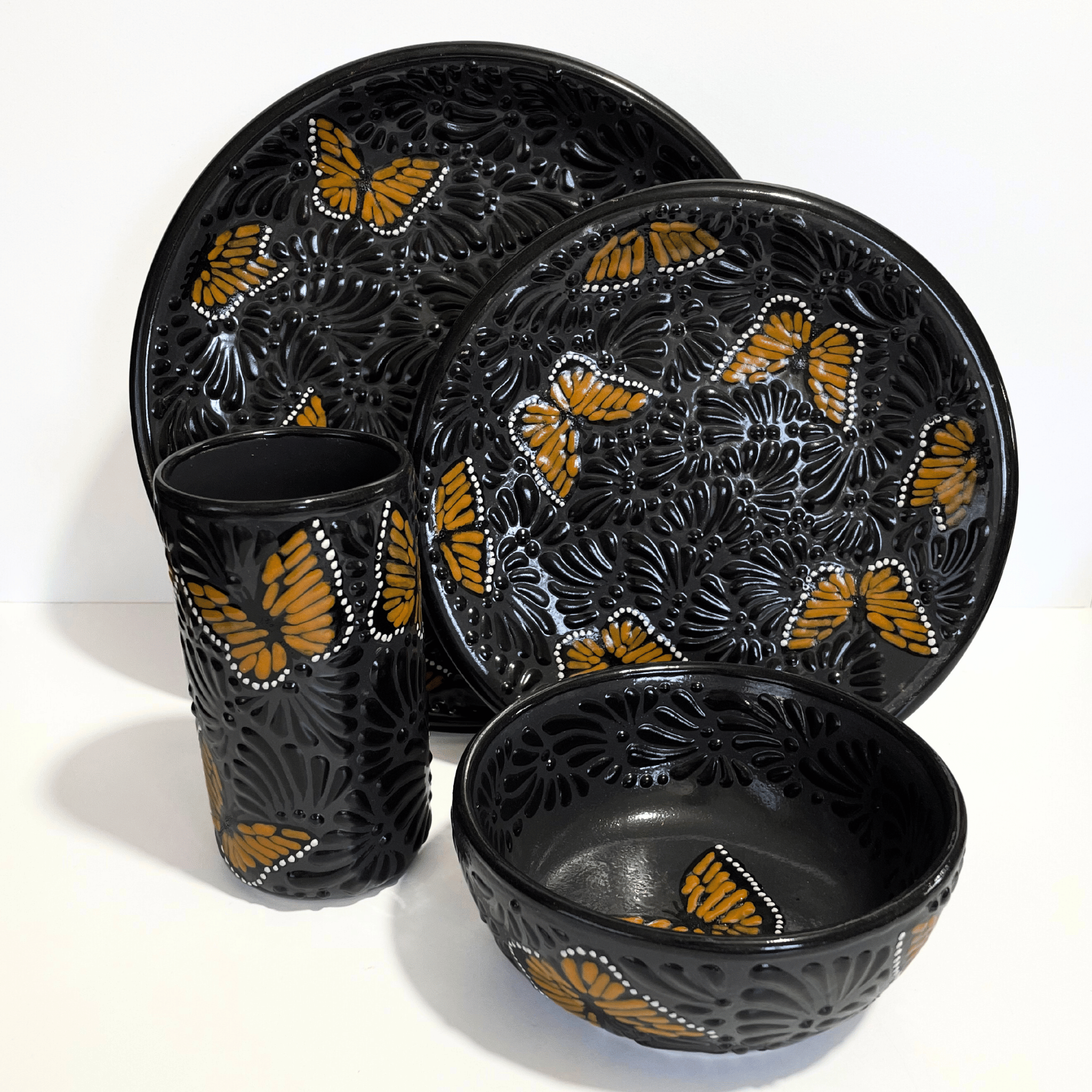 VAJILLA MIK SUPER BLACK VASO MARIPOSAS