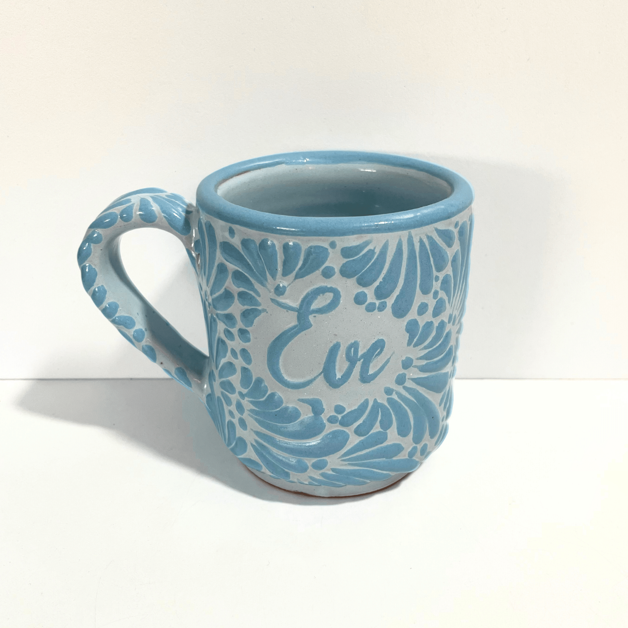 TAZA RECTA ESTANDAR PERSONALIZADA FONDO BABY BLUE MIK AZUL TURQUESA NOMBRE