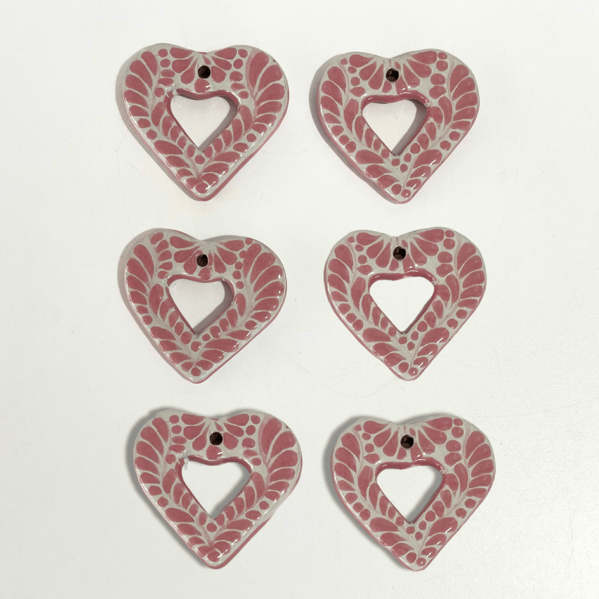 CORAZON PLANO CORTE INTERNO 4.5 CM FONDO TRADICIONAL DECORADO ROSA