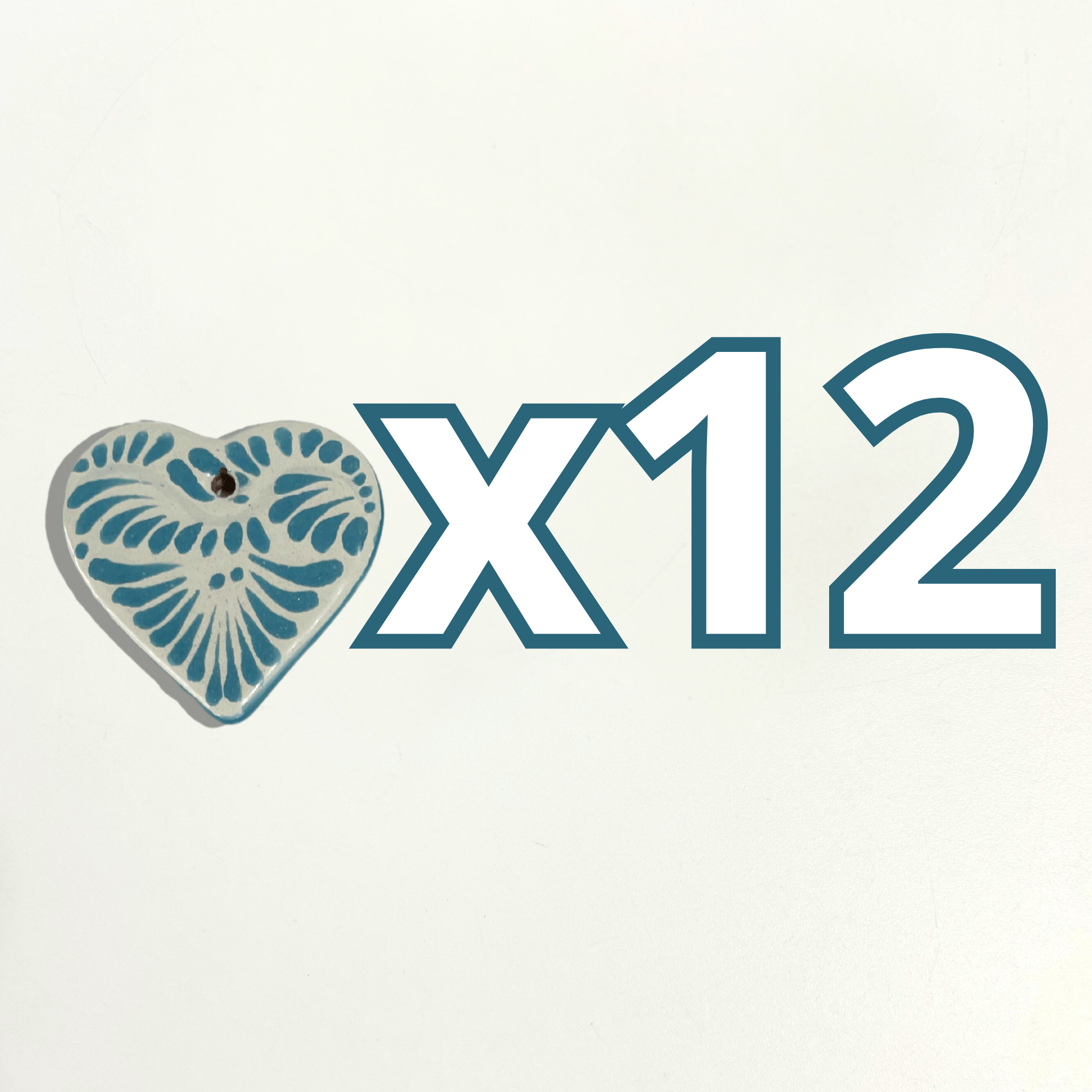 CORAZON PLANO CERRADO 4.5 CM FONDO TRADICIONAL DECORADO VERDE TURQUESA