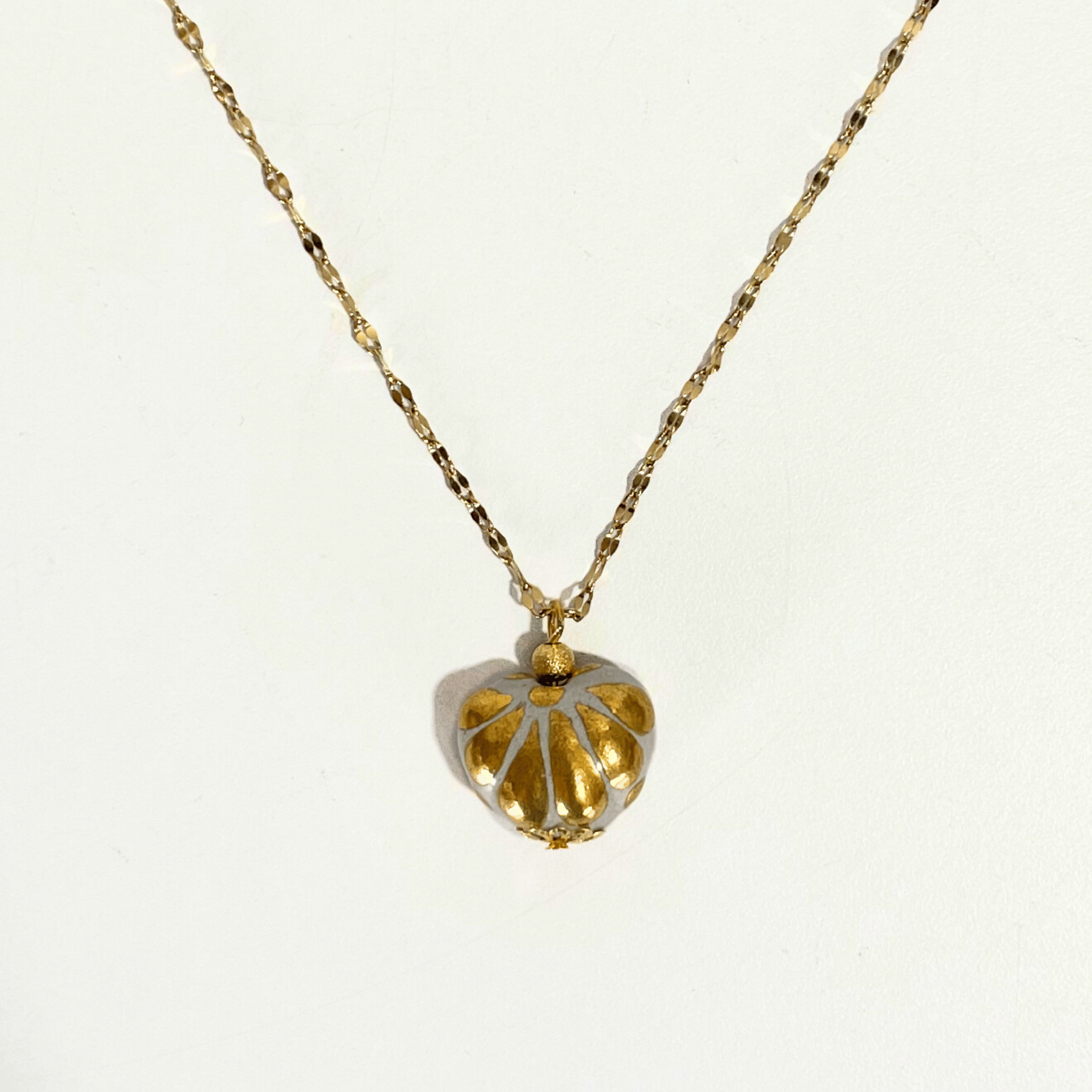 COLLAR CORAZON TRIDIMENSIONAL INFLADO 1.9 CM DESTELLOS DE ORO CADENA DORADA