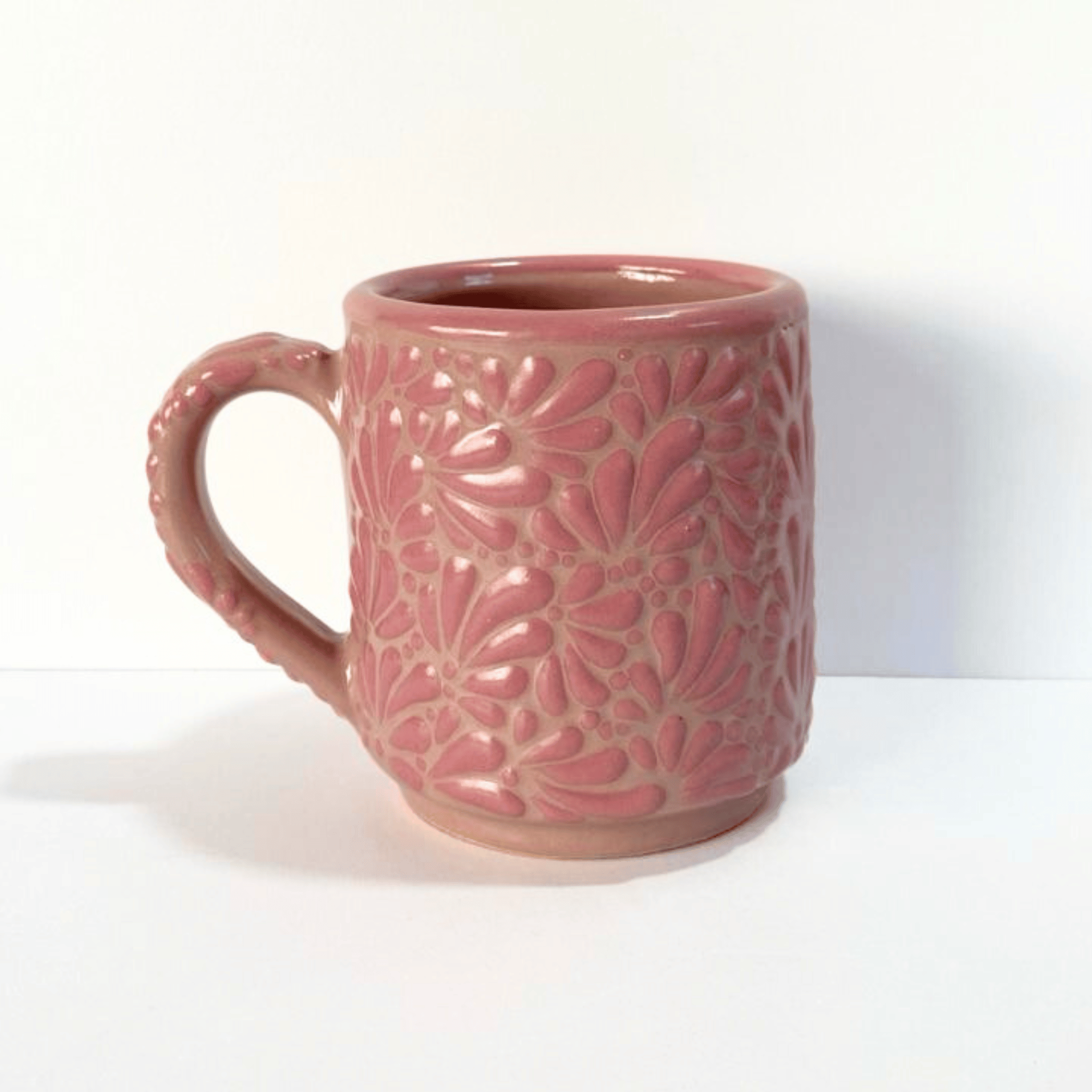 TAZA RECTA ESTANTAR FONDO ROSA DECORADO ROSA MIK