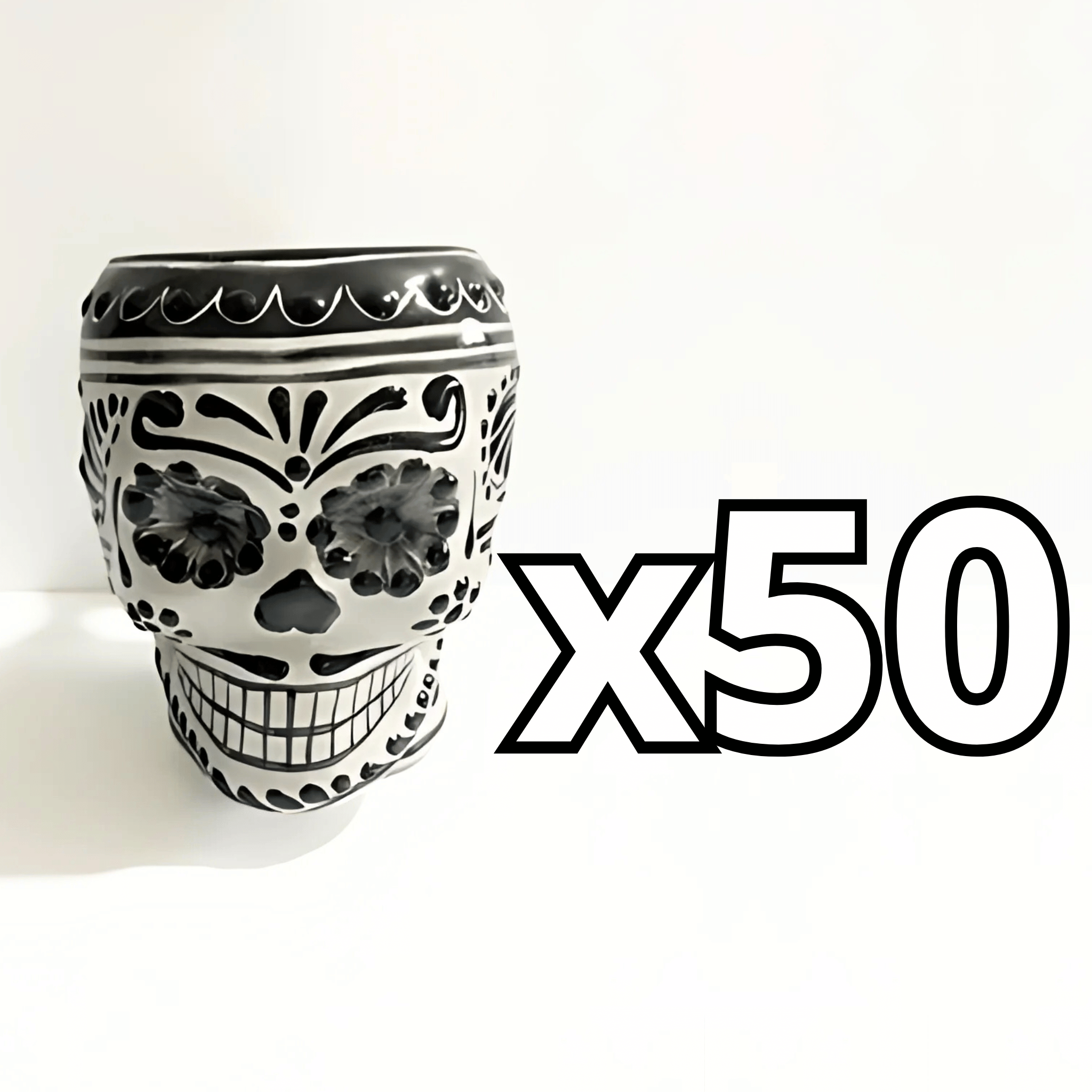 TAZA FORMA DE CRANEO FONDO TRADICIONAL DECORADO NEGRO