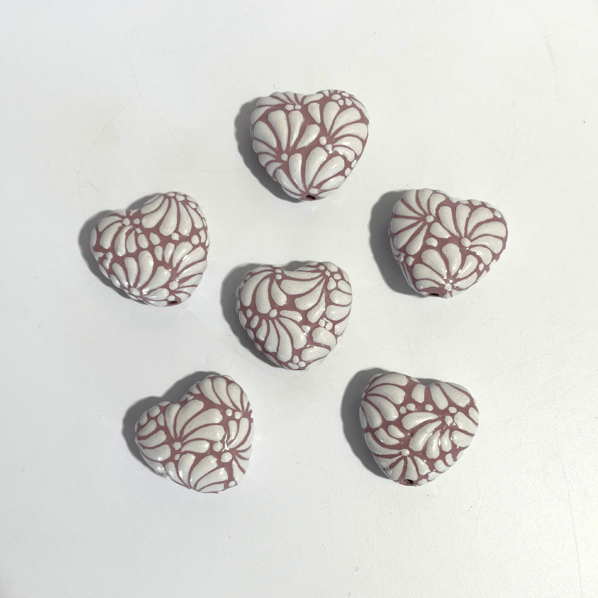 CORAZON TRIDIMENSIONAL INFLADO 3.5 CM FONDO ROSA MIK BLANCO