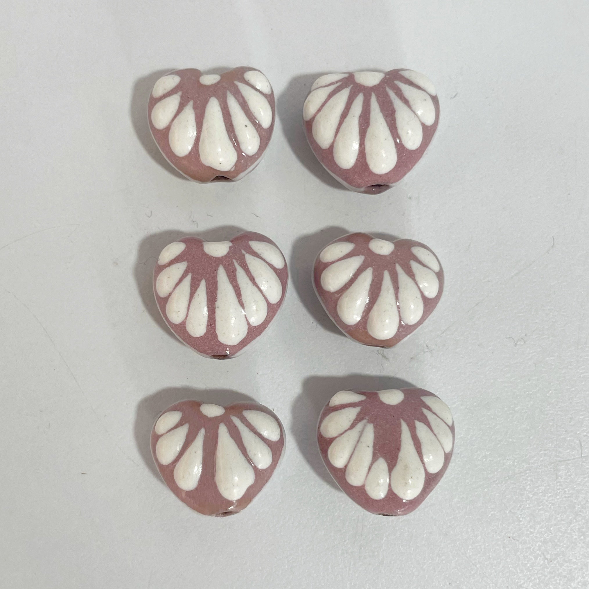 CORAZON TRIDIMENSIONAL INFLADO 1.5 CM FONDO ROSA MIK BLANCO